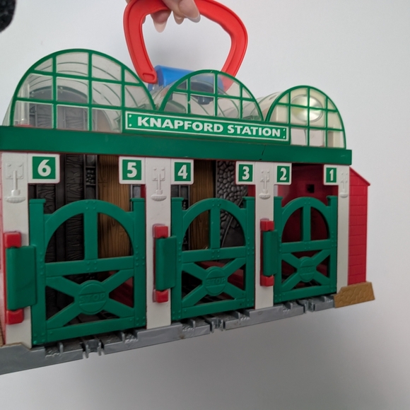 Knappford Station Kids Toy with Red Handle - Picture 2 of 7